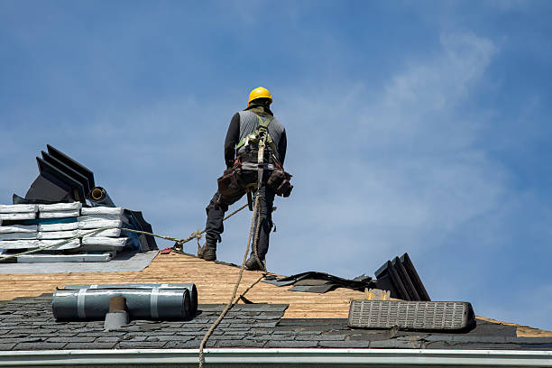 Professional Gutter Installation technician working in New York Mills, MN